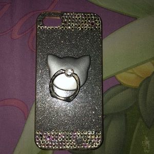 I’m selling a iPhone 5se Case